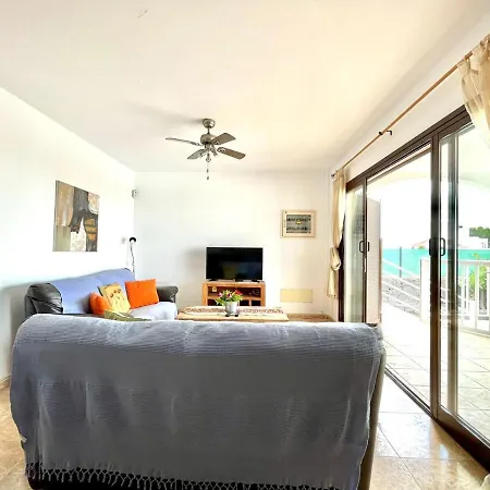 Encantadora Villa Con Piscina Privada, Wifi, A/C, Bbq, Playa Blanca Βίλα