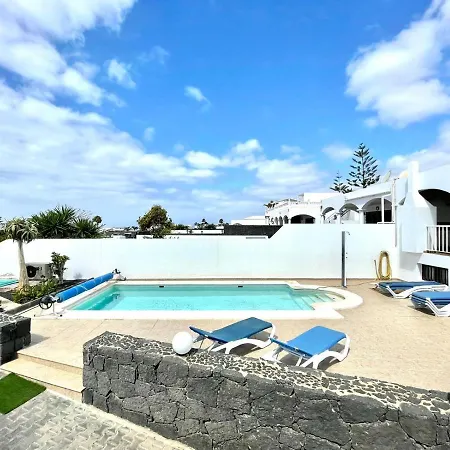 Encantadora Villa Con Piscina Privada, Wifi, A/C, Bbq, Playa Blanca Βίλα Πλάγια Μπλάνκα