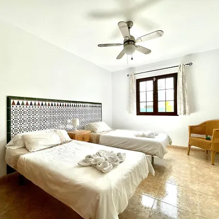 Encantadora Villa Con Piscina Privada, Wifi, A/C, Bbq, Playa Blanca Βίλα Πλάγια Μπλάνκα