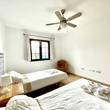 Βίλα Encantadora Villa Con Piscina Privada, Wifi, A/C, Bbq, Playa Blanca *